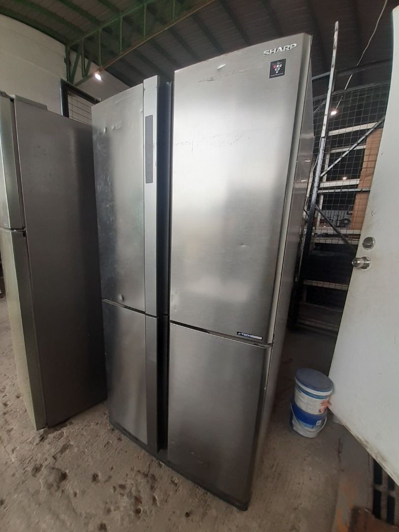 SALE Sharp & Seiki Refrigerator (Category: Refrigerators and Freezers) located in Muntinlupa City. Submitted by aussie.surplustore (Listing ID 1276233637, Image 1). Description: SALE Sharp & Seiki Refrigerator Seiki Top Mount Refrigerator White Before : 17,500 Limited stocks only NOW for only : 12,250 Sharp 6247L FRENCH DOORS FRIDGE JTECH INVERTER BEFORE : 39,500 NOW FOR ONLY : 27,650 Limited stocks only Seiki Top Mount Refrigerator Gray Before :