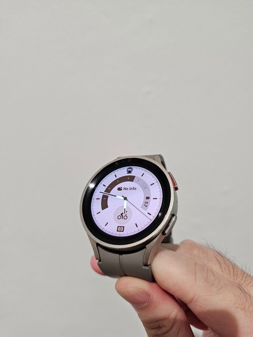 Samsung discount rm800 watch