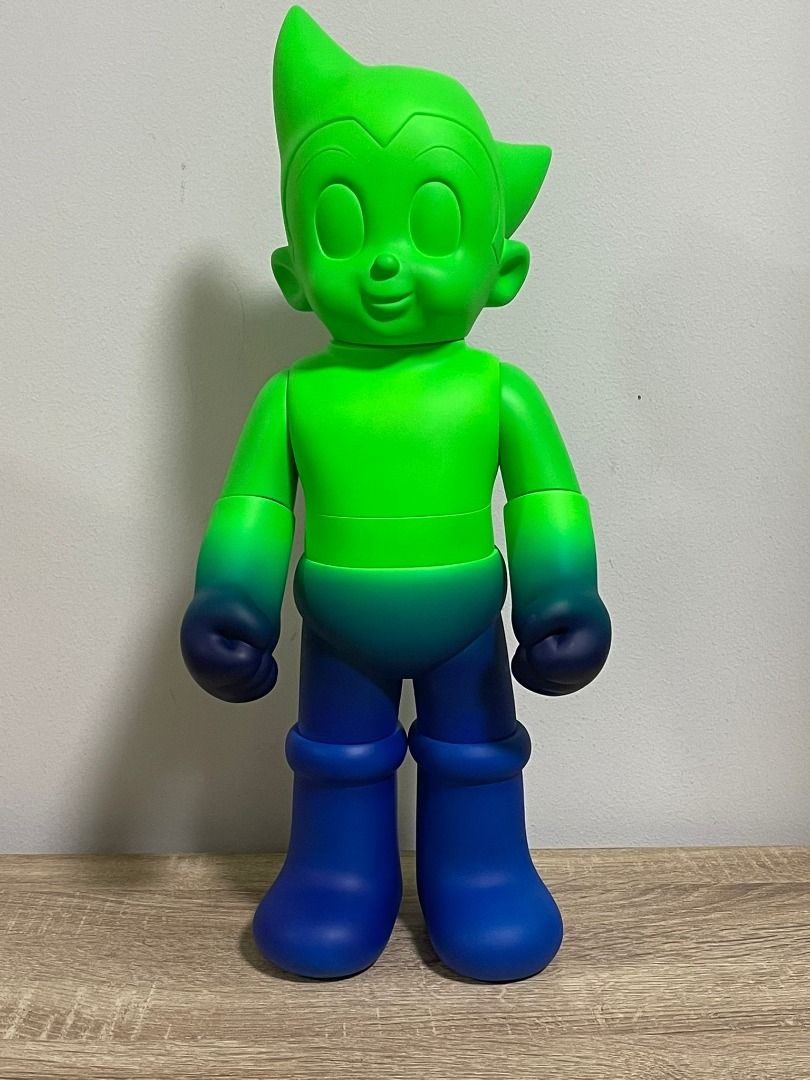 Secretbase Big Scale Astro Boy Gradation G&B Figure