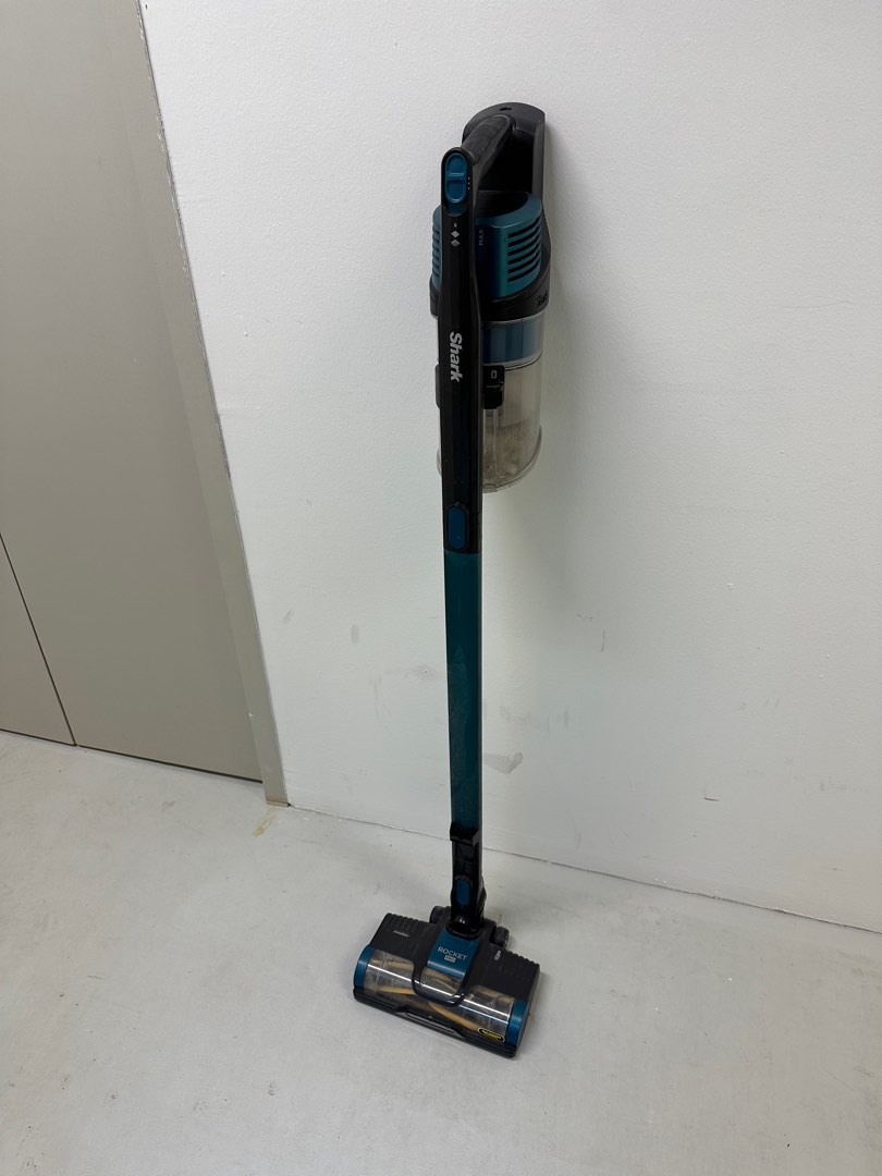 Shark Rocket Pro cordless Vacuum cleaner, TV & Home Appliances, Vacuum