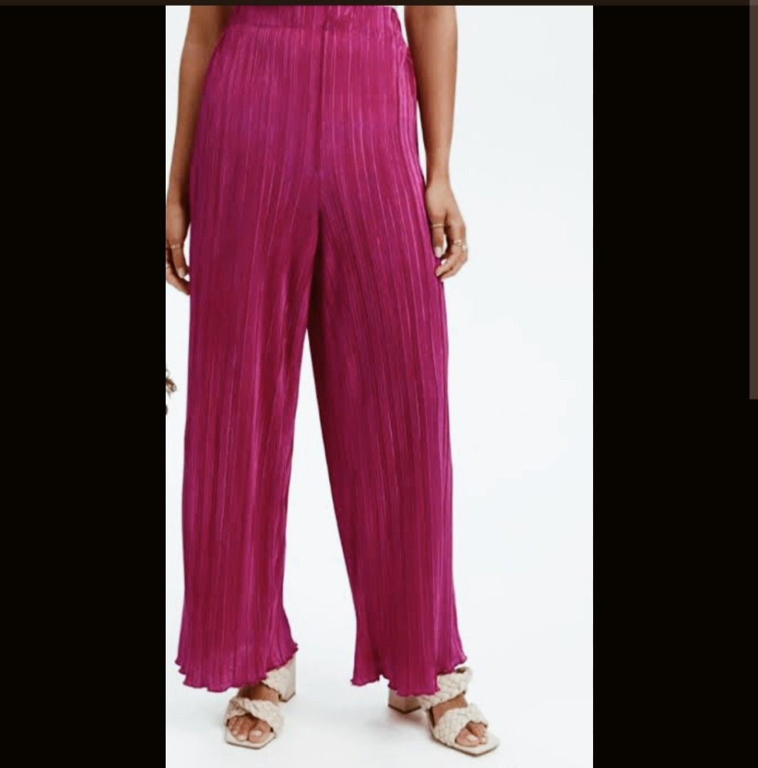 SPORTSGIRL Plisse Pleated C S Pant Bottoms Women s Fashion Clothes on Carousell