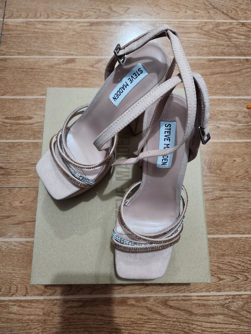 Steve Madden heels (Category: Heels) located in Taguig. Submitted by orange_potion (Listing ID 1276176692, Image 1). Description: Steve Madden Reassure Blush size 6 used for less than 2 hrs only, during our wedding ceremony super pretty in actual rfs: will not be using it anymore, needs space.