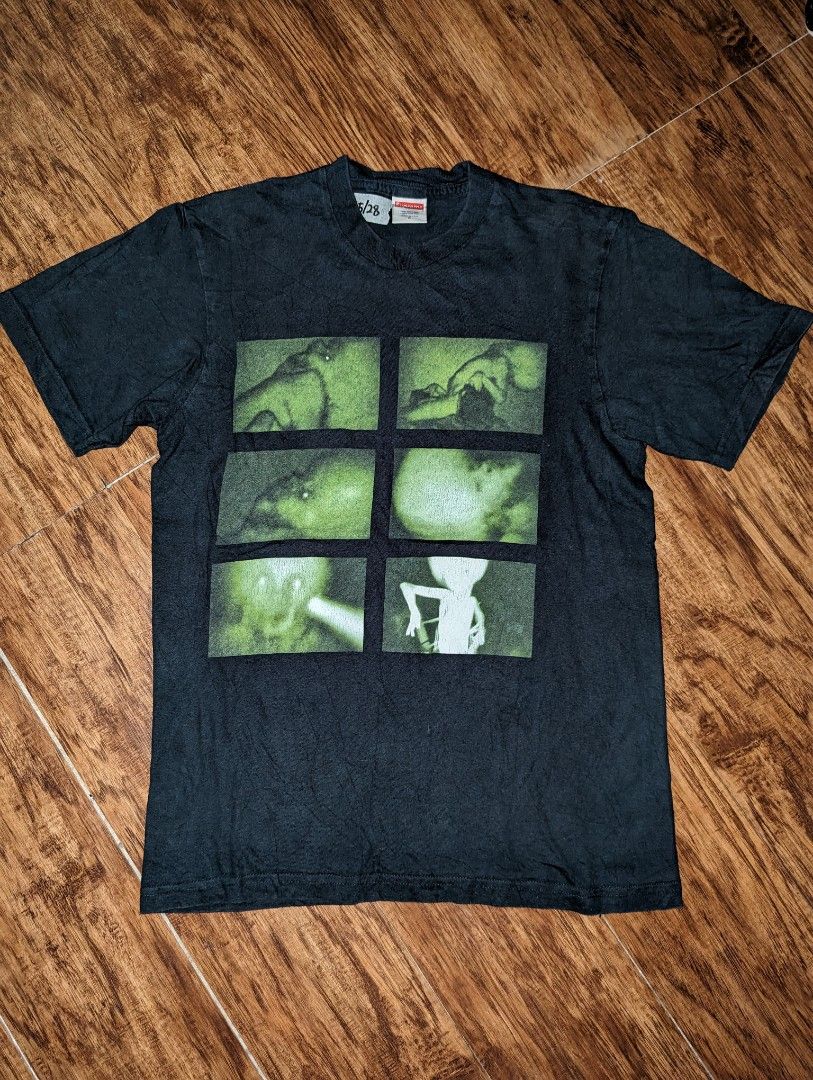 Supreme Alien Rubber Johnny Tshirt Men s Fashion Tops Sets