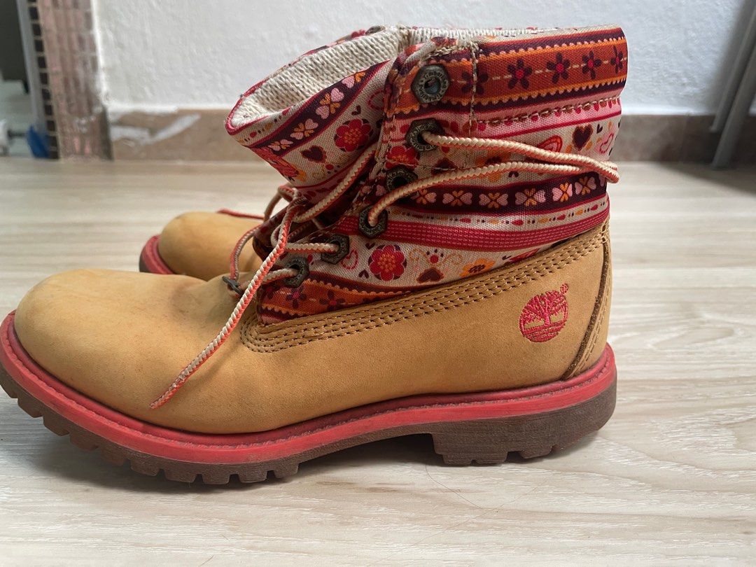 Red on sale bandana timberlands