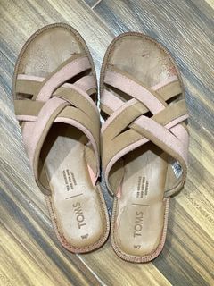 Toms Coral Pink Suede Women's Val Sandals Size 7