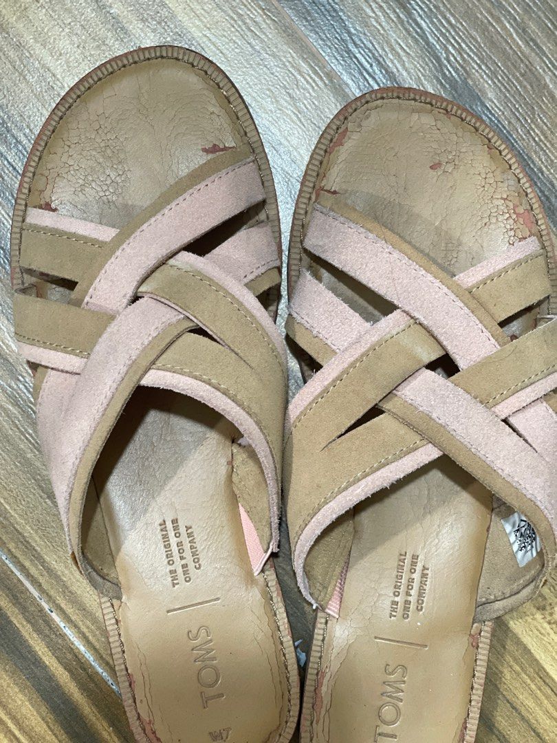 Toms women's on sale slippers size 7