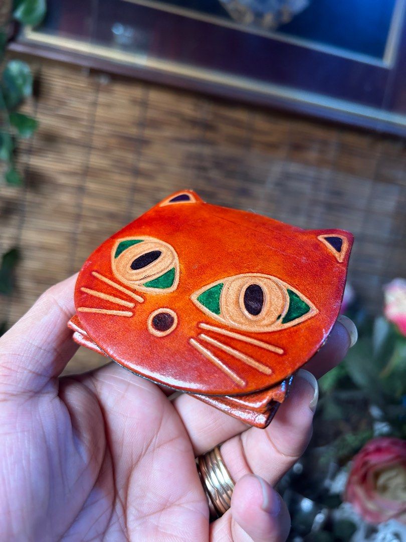 Buy Red Genuine Leather Cat Coin Pouch, Keychain and Wallet at ShopLC.