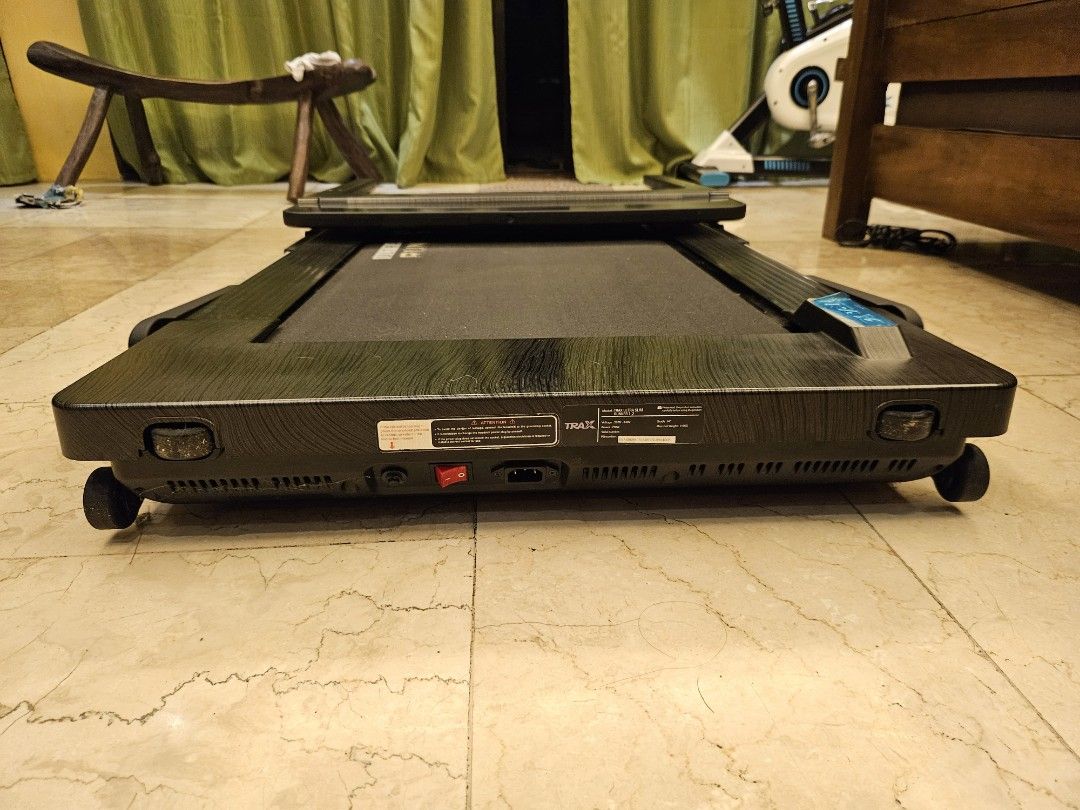 trax ultra slim runner