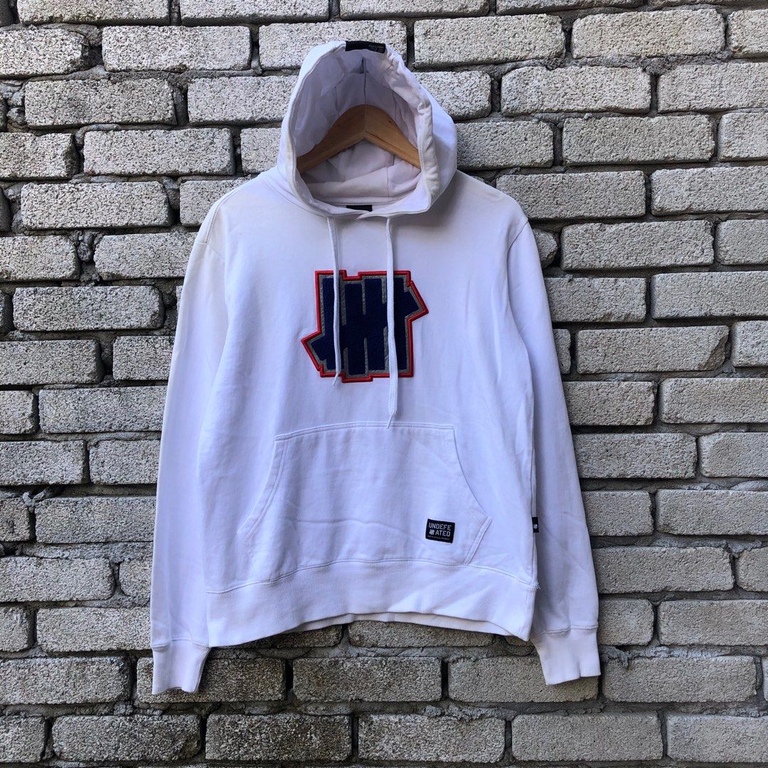Champion x undefeated hoodie hotsell