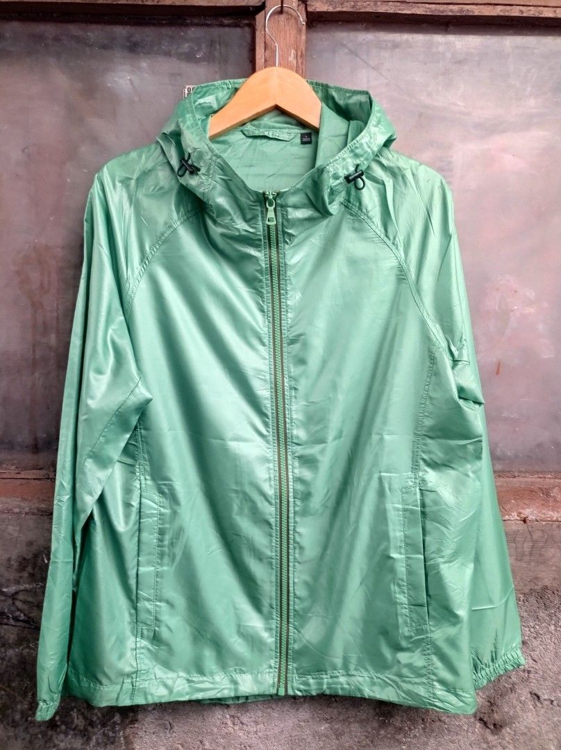 Jaket running uniqlo online