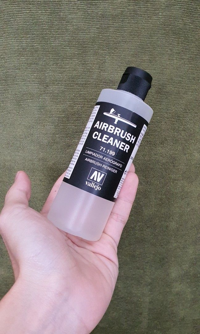 Vallejo Airbrush Cleaner 200ml, Hobbies & Toys, Stationery & Craft