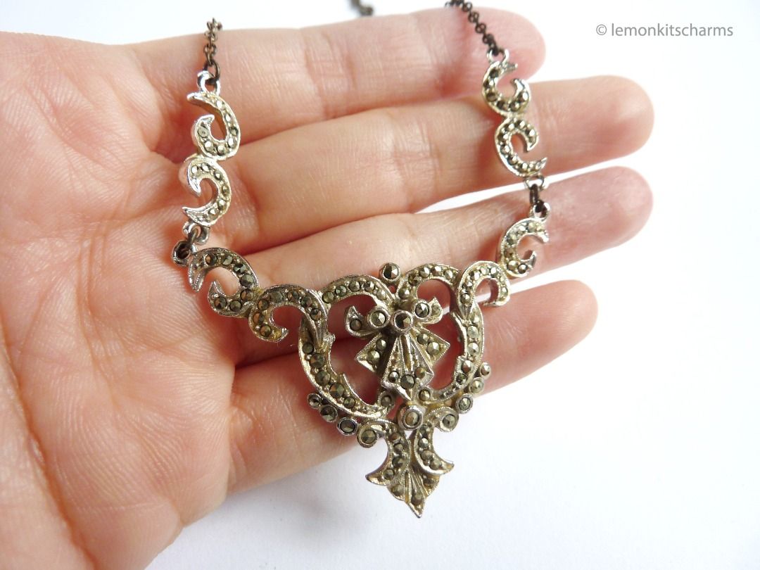 Vintage 1940s Hollywood Marcasite Scroll Necklace nk1449 c