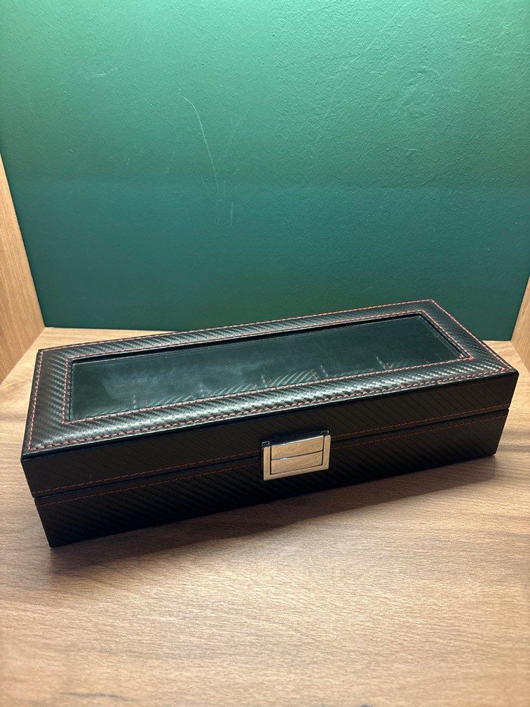 Red online watch box