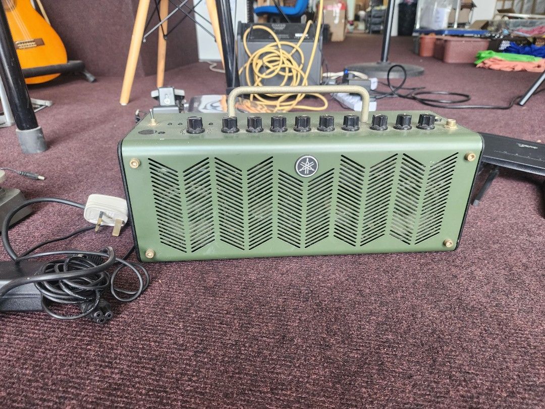 Yamaha THR10X 10 Watt Hi Gain Modeling Guitar Amp Portable