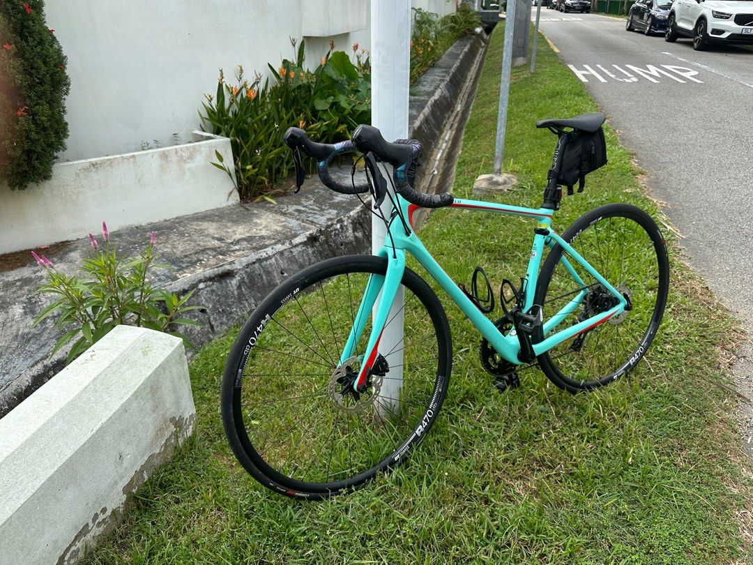 Specialized 2017 ruby comp deals women's road bike