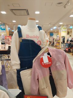 （分類：）位於 。 由 gbl_c 提交（商品編號 1282987557，圖片 1）。簡介： 。