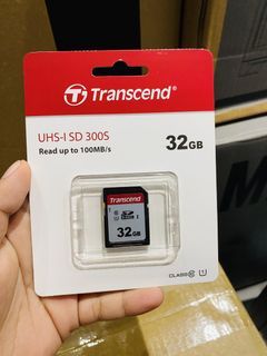 32GB UHS-1 SD Card SD300 Class 10 TS32GSDC300S
Transcend 

	510.00