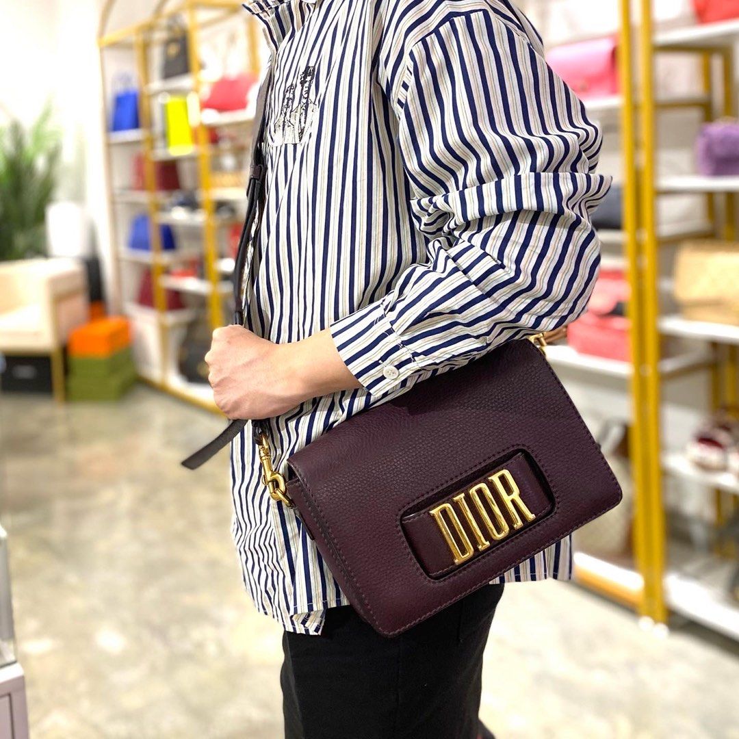 Diorevolution sales bag price