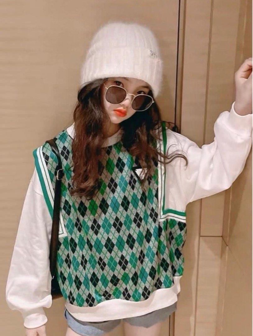 Pullover for girls on sale