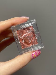 （分類：）位於 。 由 kittytyb 提交（商品編號 1282931902，圖片 1）。簡介： 。