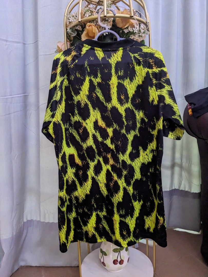 Manchester united leopard print kit store