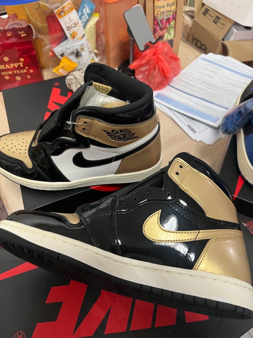 Jordan 1 top gold toes
