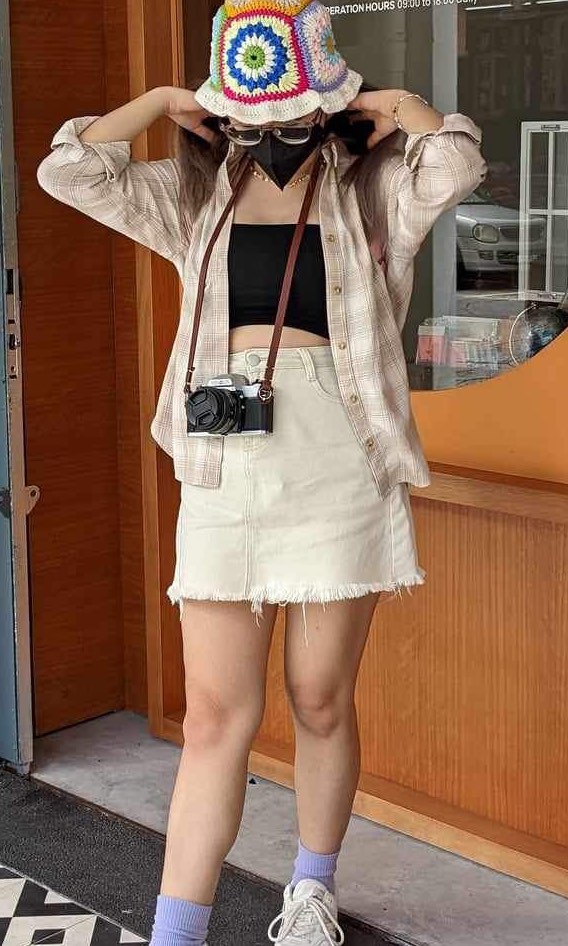 Pale yellow outlet denim skirt