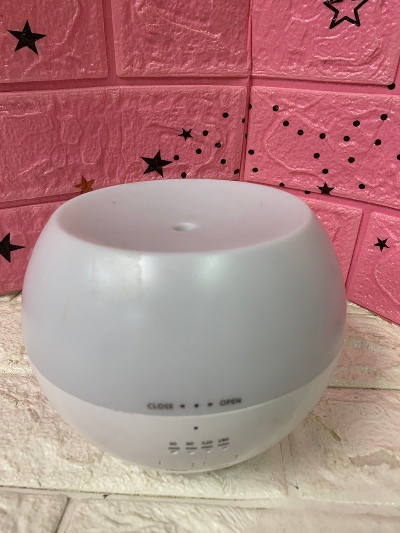 Anko Aroma Diffuser -220volts (Category: Air Purifiers & Dehumidifiers) located in Pasay City. Submitted by meostore (Listing ID 1282962251, Image 2). Description: 220v includes adaptor.