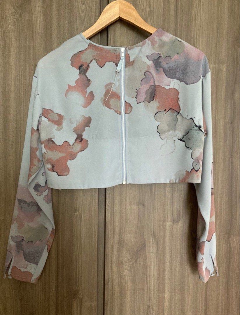watercolour long sleeve crop top