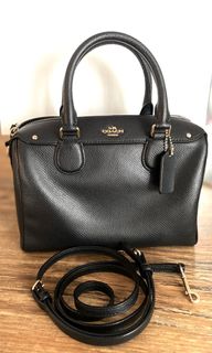 (Category: ) located in . Submitted by thriftxshop (Listing ID 1282968203, Image 1). Description: .