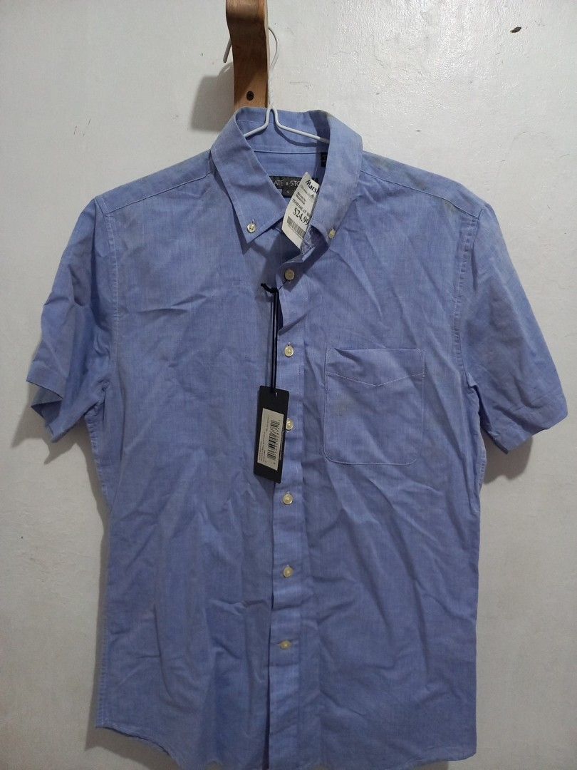 Blue Polo shirt (Category: Tshirts & Polo Shirts ) located in Cainta. Submitted by daydreamer85846 (Listing ID 1282962099, Image 1). Description: from 🇺🇲 nastock nlng ng di nasuot with stain kaya to alisin ng zonrox n violet.