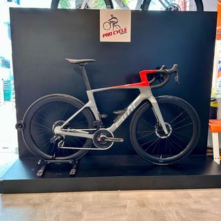 (Category: ) located in . Submitted by pro_cycle (Listing ID 1282939649, Image 1). Description: .