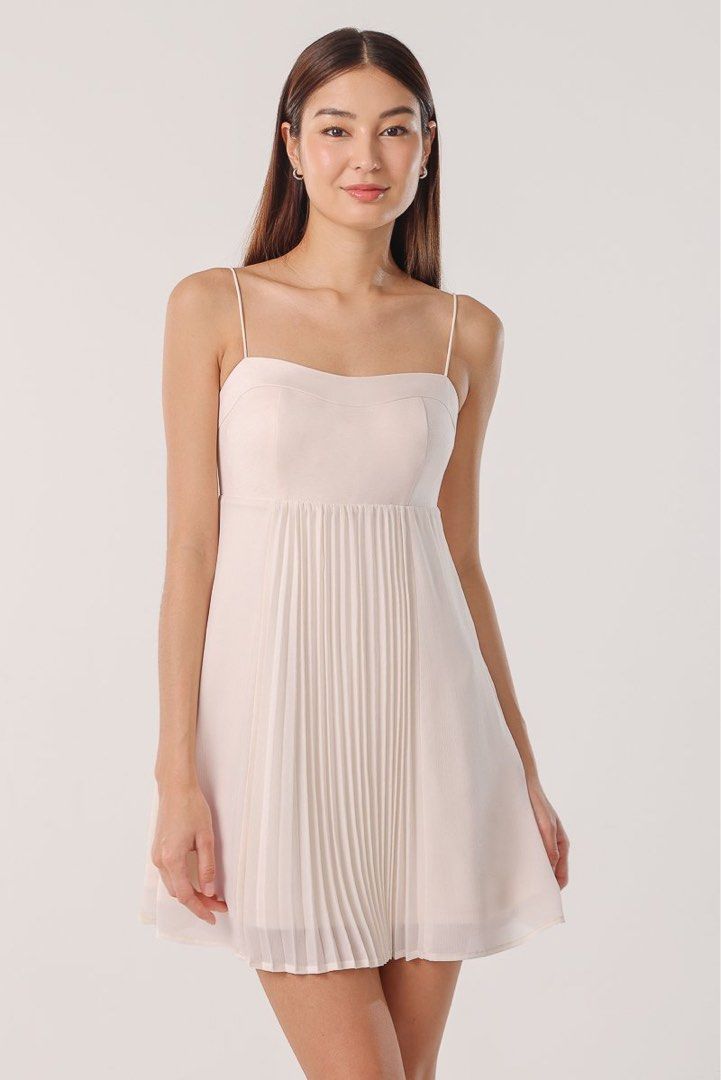 BNWT LOVET VENUS PADDED PLEATED CAMI DRESS CHAMPAGNE