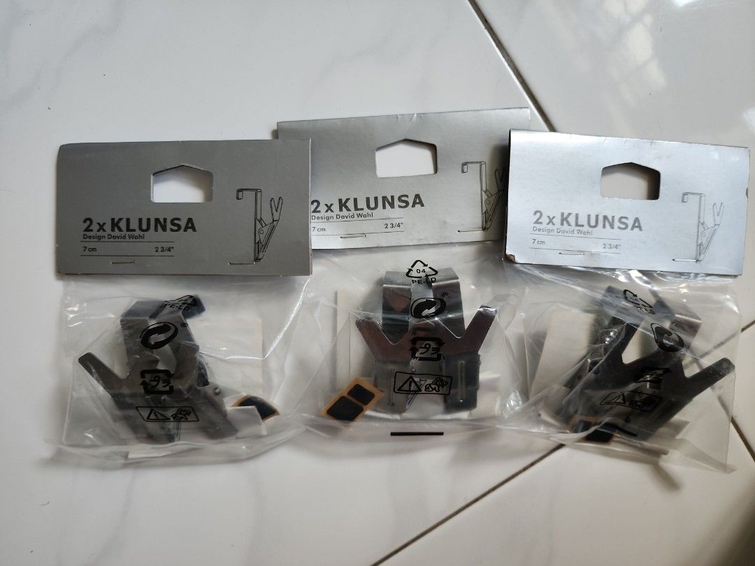 Brand New sealed Ikea Klunsa Hanger with Clip