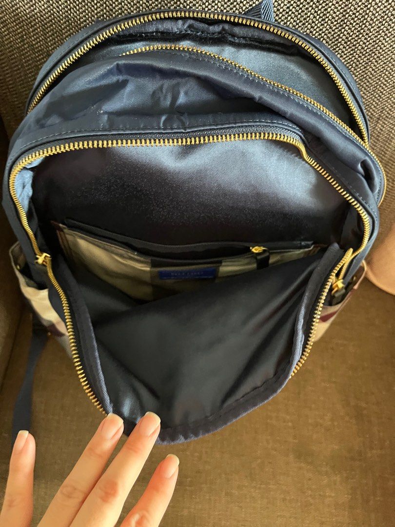 Burberry blue best sale label backpack
