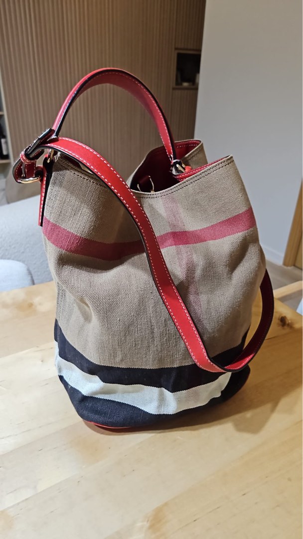 Burberry susanna 2024 hobo