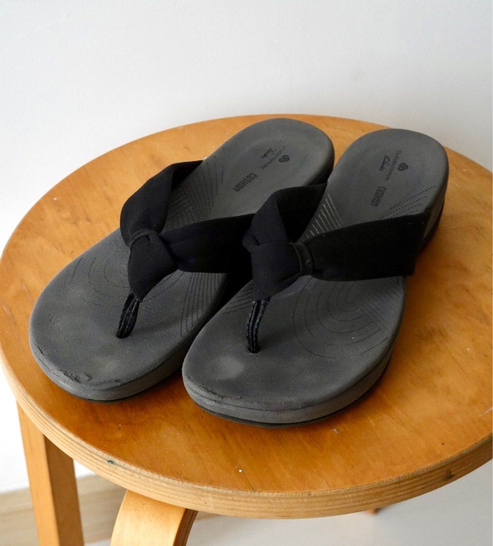 Clark cloudsteppers online flip flops