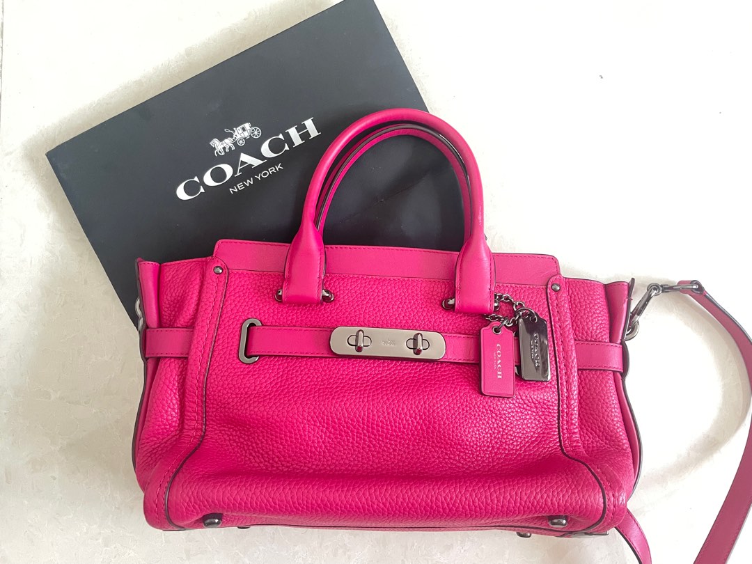 Coach swagger shop 27 pink