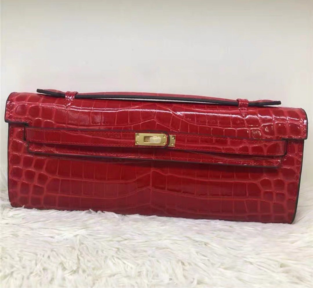 Red croc hotsell clutch bag
