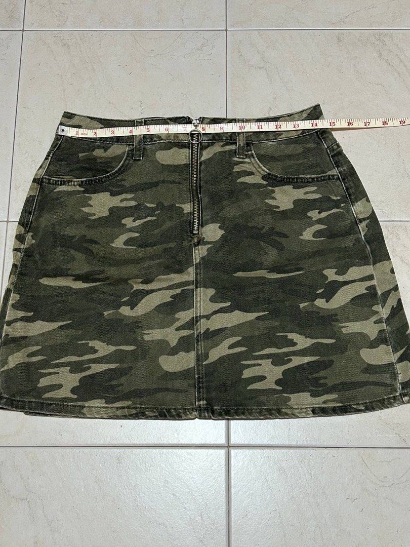 Camouflage skirt primark top