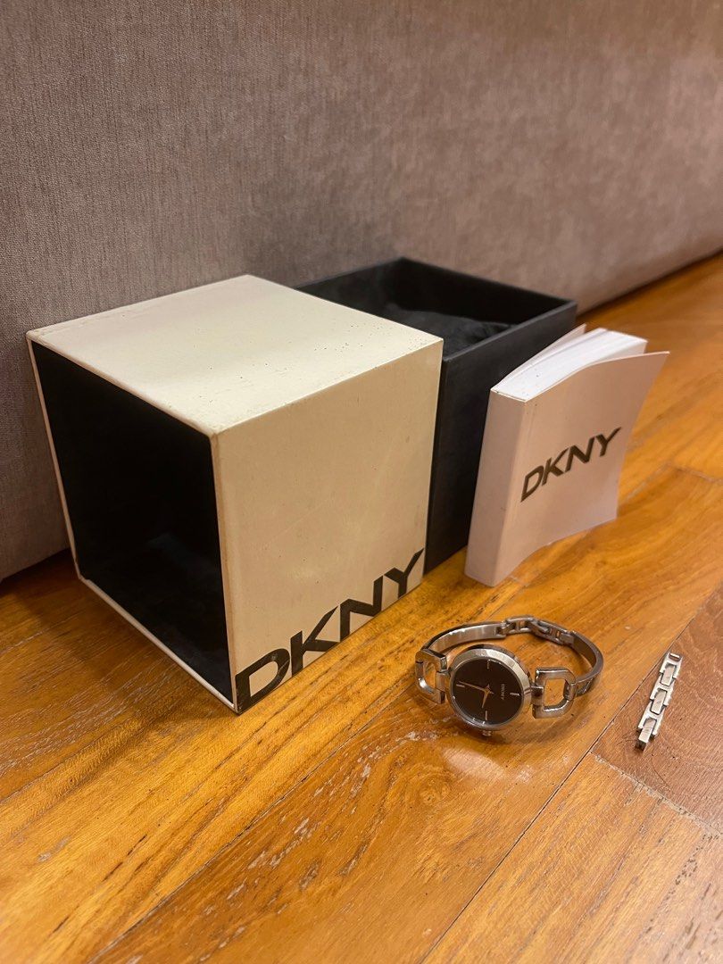 Dkny hotsell watch box