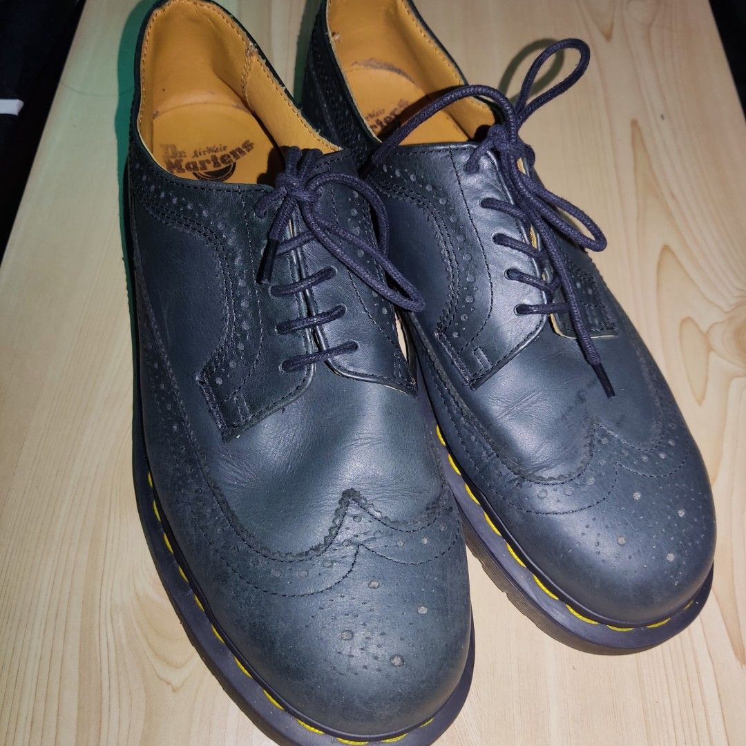 Dr martens wingtip outlet boots