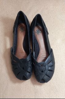 EARTH ORIGINS Women's Flats/Loafers Size 8.5M Real  Leather Minor Issue USA FREE SHIPPING