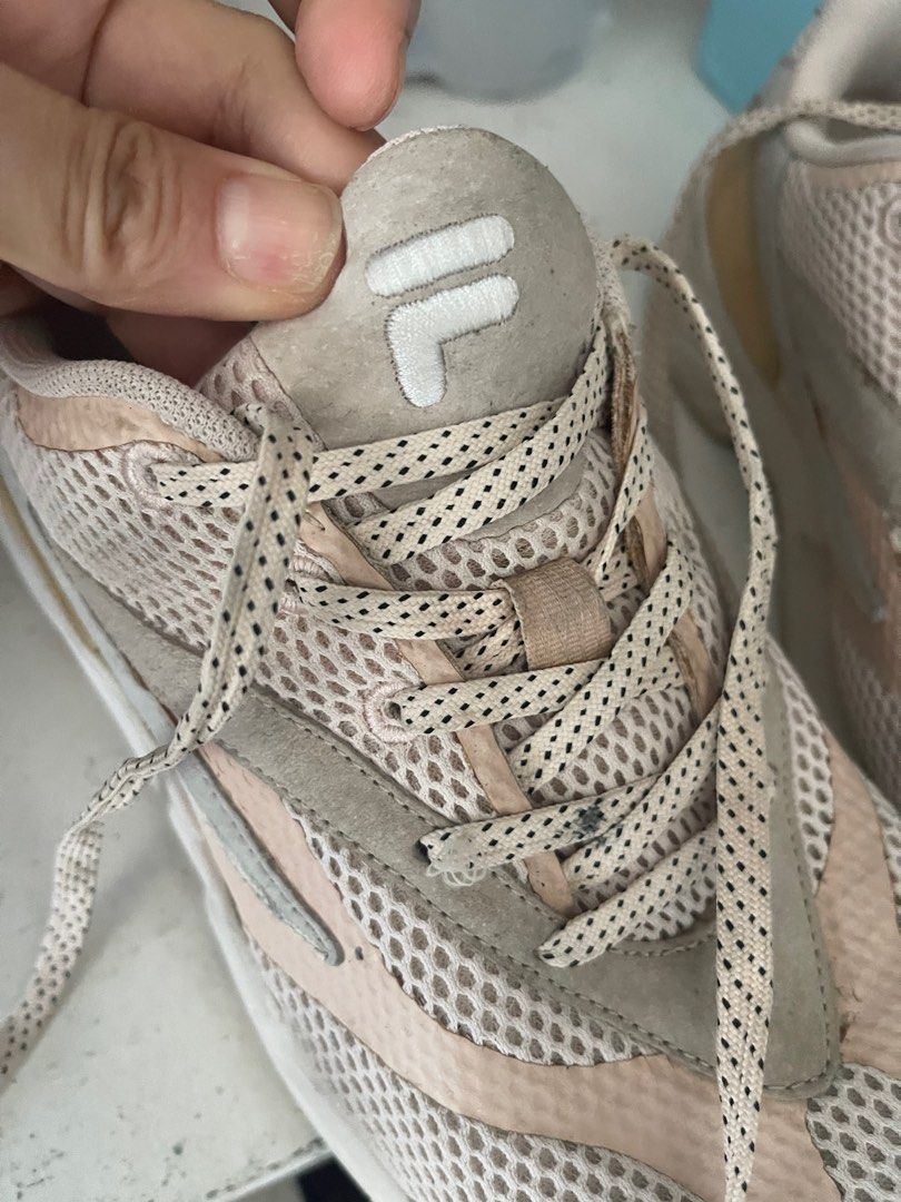 Fila disruptor running shoes guaranteed authentic (Category: Sneakers) located in Davao. Submitted by fabmegashop (Listing ID 1282905118, Image 2). Description: Guaranteed authentic moneyback Bought in US US size 8 women euro 39 No flaws Need cleaning only.