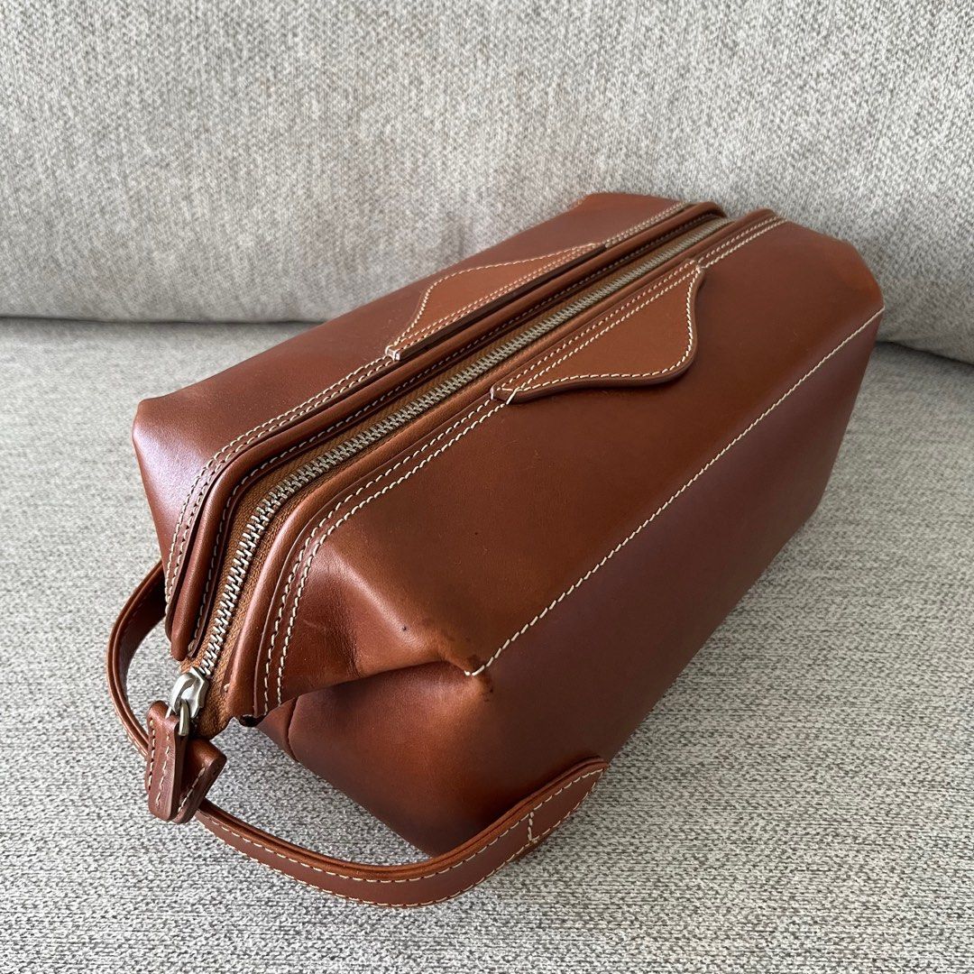 What Is A Dopp Kit and Why The Name? - Galen Leather