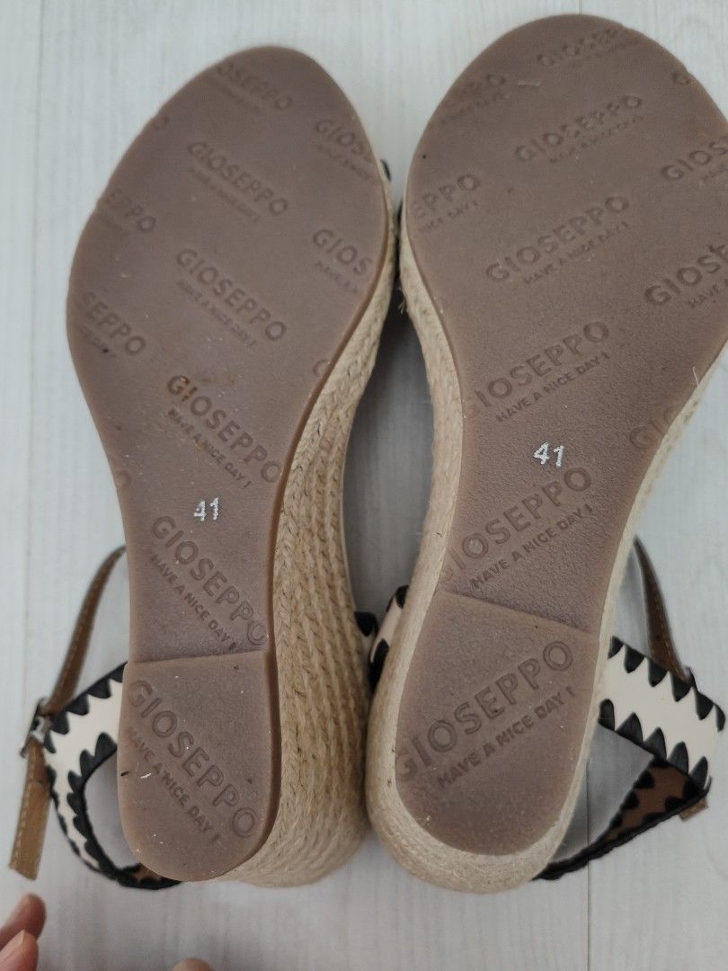 Gioseppo espadrilles top