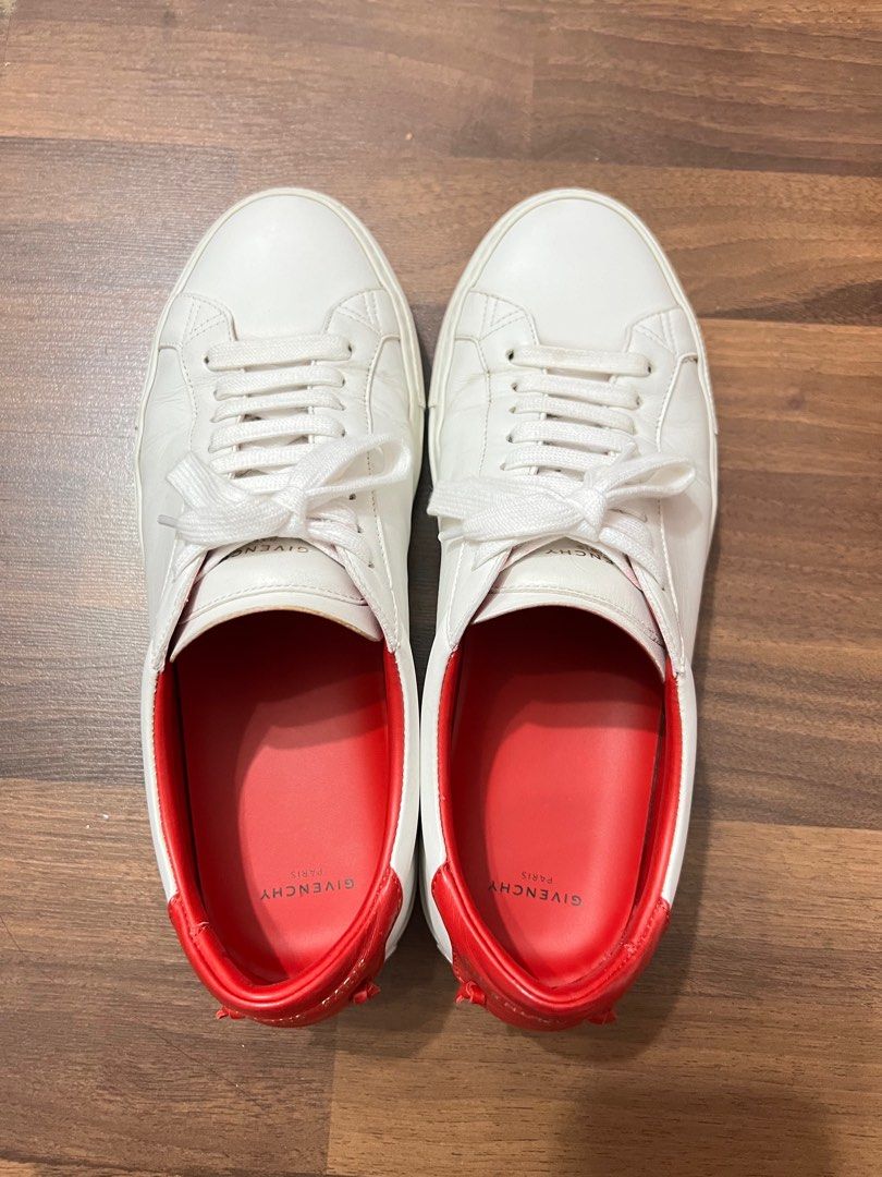 Givenchy urban clearance street