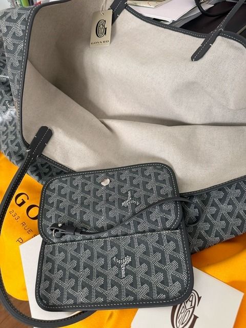 Goyard Le Cabas Sait luis grey