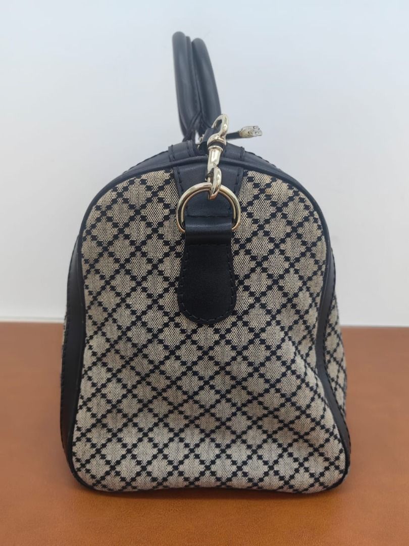 Gucci 247205 2025 525040