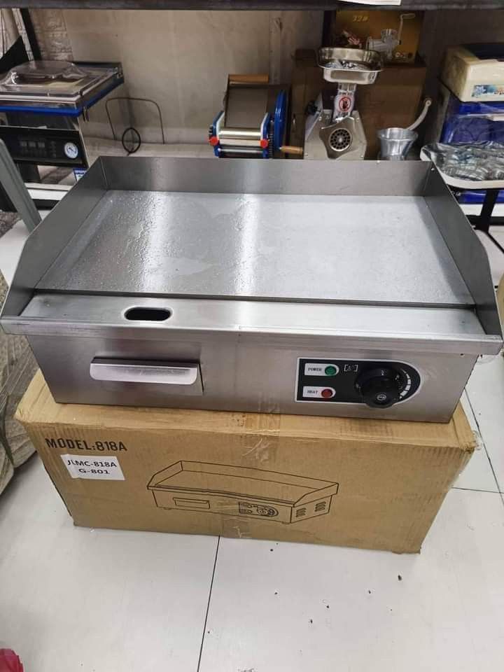 HEAVY DUTY ELECTRIC BURGER GRILL (Category: Cookware & Accessories) located in Caloocan City. Submitted by myleene3033133 (Listing ID 1282825505, Image 3). Description: HEAVY DUTY ELECTRIC BURGER GRILL POWER:3000W TEMPERATURE: 50-300c VOLTS: 220V/60Hz DIMENSIONS: 545*410*215mm NET WEIGHT: 14.48kg.